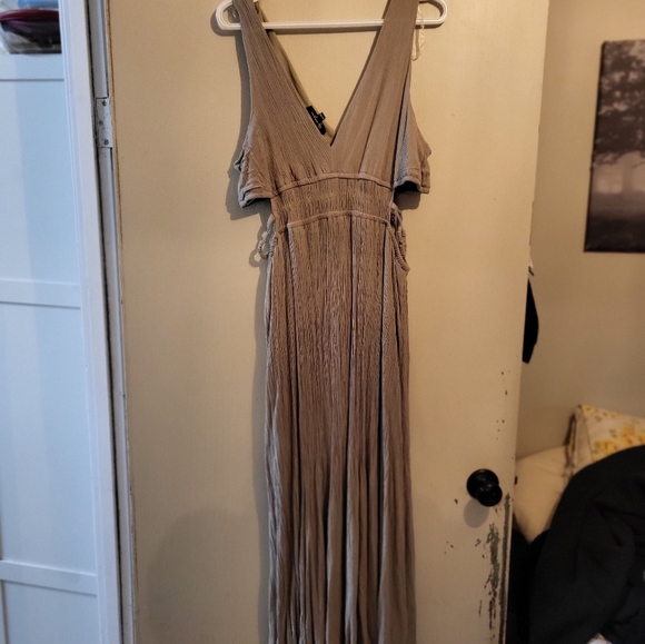 Maxi dress - Picture 2 of 4